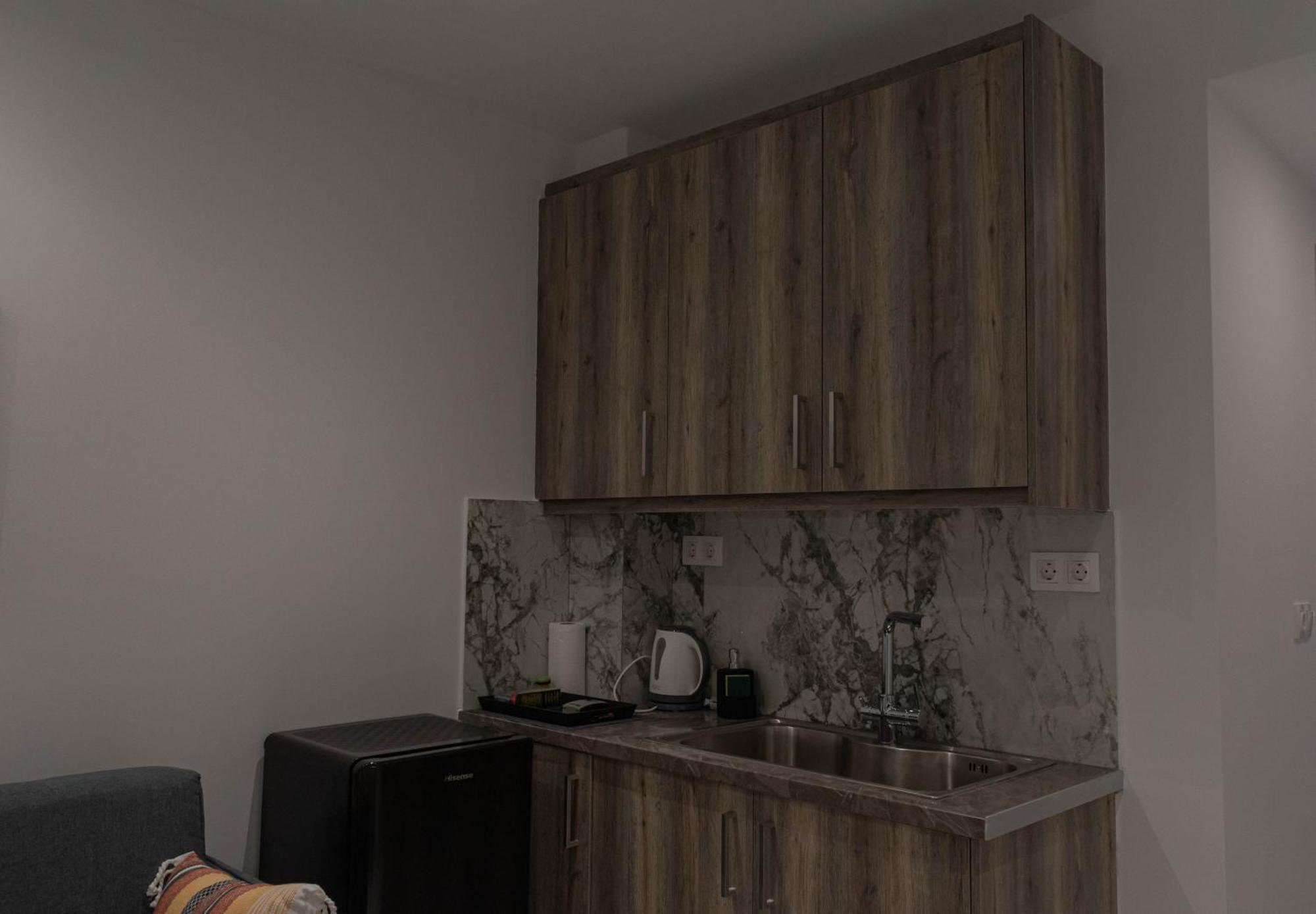 Athens Jacuzzi Apartment Экстерьер фото