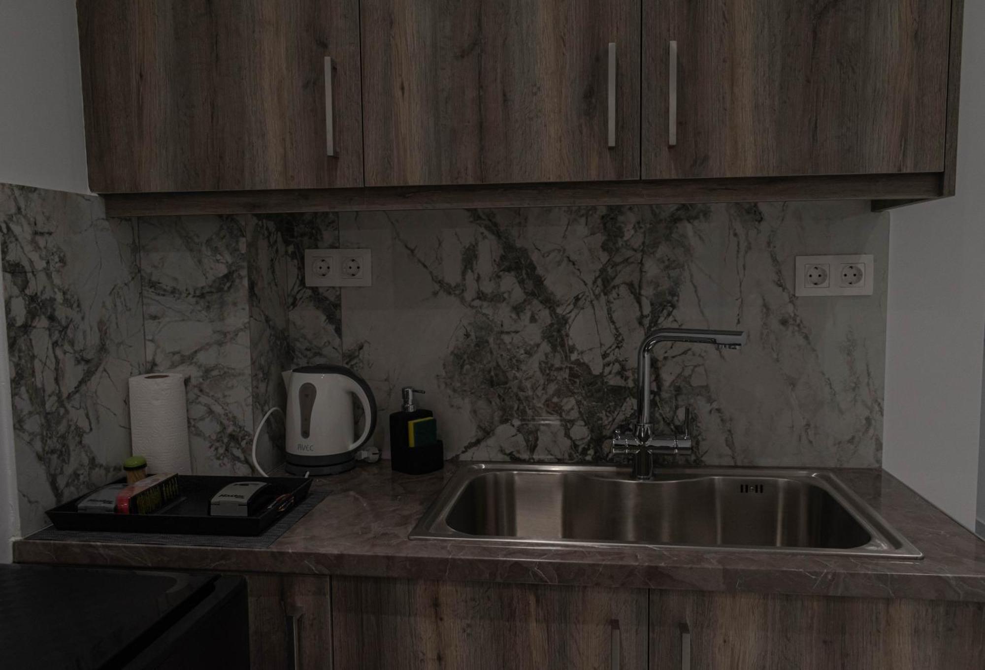 Athens Jacuzzi Apartment Экстерьер фото